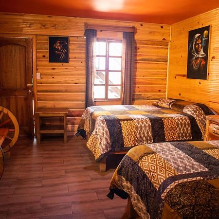Taramuri Hotel & Tours Креел Екстериор снимка